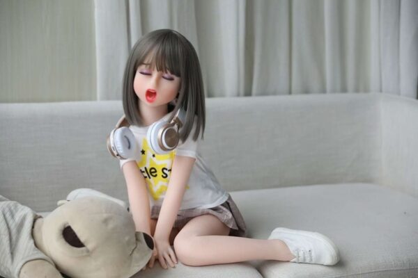 Usłysz Jej Jęki: Jak Dodać Warstwę Audio do Seksu z Lalką?