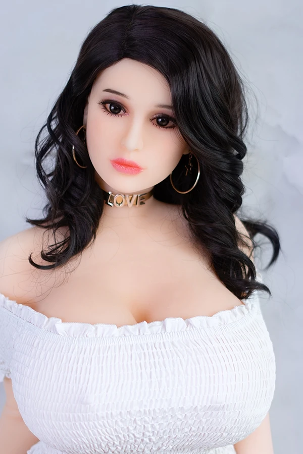 Biust w miseczce K prowadzi sylwetkę 108 cm z TPE od EL DoLL o proporcjach stworzonych do domowego wnętrza - obrazek 2