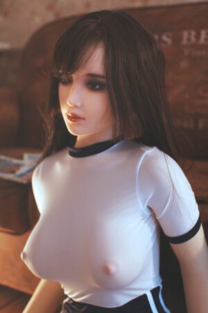 Harmonijna linia 75 56 75 cm w modelu 158 cm od Qita Doll z linią biustu w miseczce H oraz subtelnym charakterem osobistego wieczoru