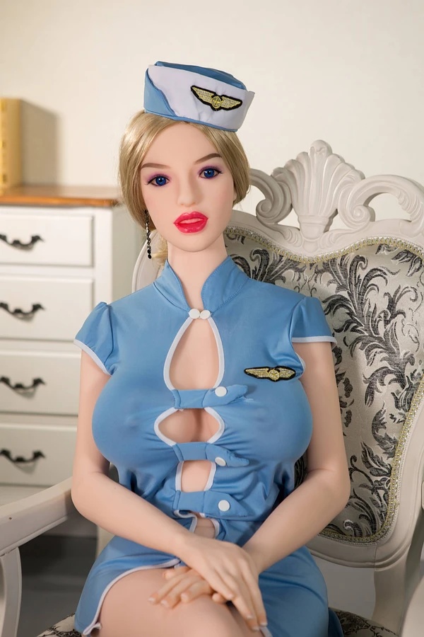 Domowa bliskość z modelem TPE 158 cm od Aimi Doll z miseczką I dla bliskości prowadzonej bez pośpiechu - obrazek 3