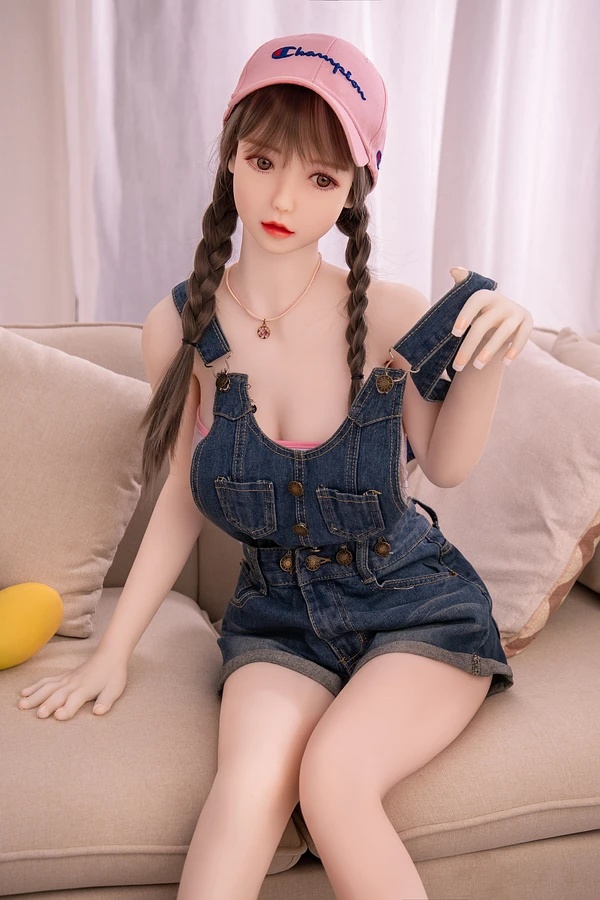 Aimi Doll przedstawia lalka miłości o wzroście 100 cm wykonaną z TPE z miseczką C o wyraźnej lecz spokojnej obecności - obrazek 4