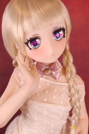 Miękki kontakt z TPE w modelu 135 cm od Inherit Doll z biustem w miseczce A o miękkim i naturalnym odbiorze sylwetki