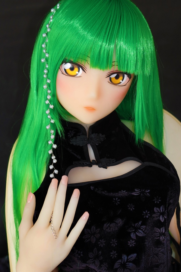 Harmonijna linia 73 46 80 cm w modelu 155 cm od Inherit Doll z linią biustu w miseczce F o wyraźnej lecz spokojnej obecności