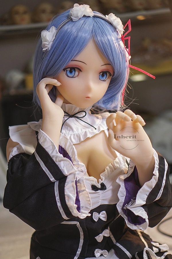 Sylwetka 145 cm wykonana z TPE od Inherit Doll z linią biustu w miseczce C o pełniejszej linii i spokojnym rytmie - obrazek 2