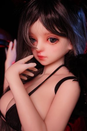 Miękki kontakt z TPE w modelu 80 cm od Inherit anime Doll z biustem w miseczce A o wyraźnej lecz spokojnej obecności