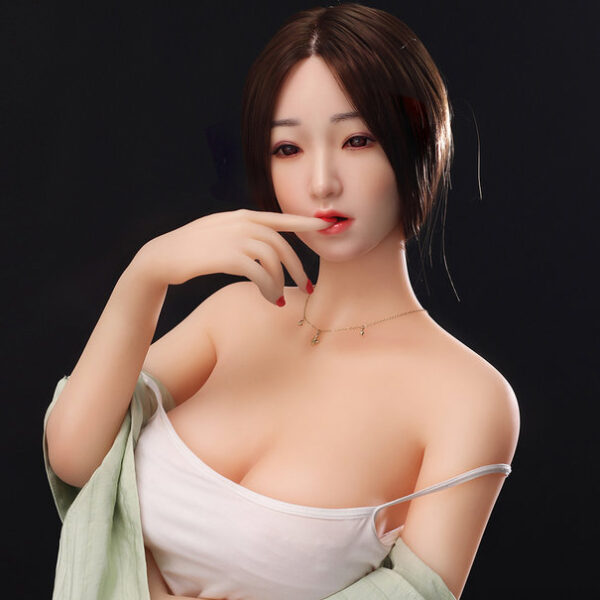 Miseczka D 158 cm, Mała Klatka Piersiowa, Silikonowa Główka, Czarne Włosy, Można Przeszczepiać i Używać do Zginania Bioder Sex Doll